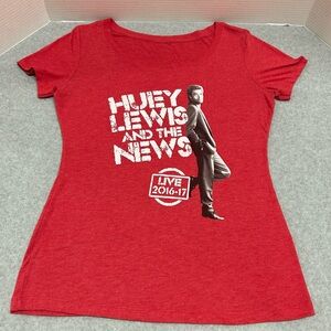 Huey Lewis women’s scoop neckline concert t-shirt size  large.